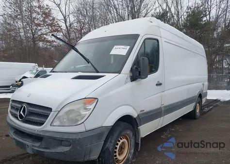 2012 Mercedes-Benz Sprinter 2500 High Roof z USA, uszkodzony, nr VIN WD3PE8CB8C5710776